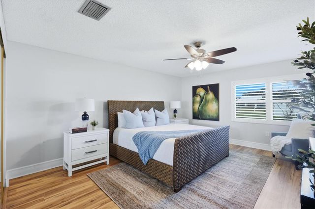 9304 41ST STREET N, Pinellas Park, FL 33782