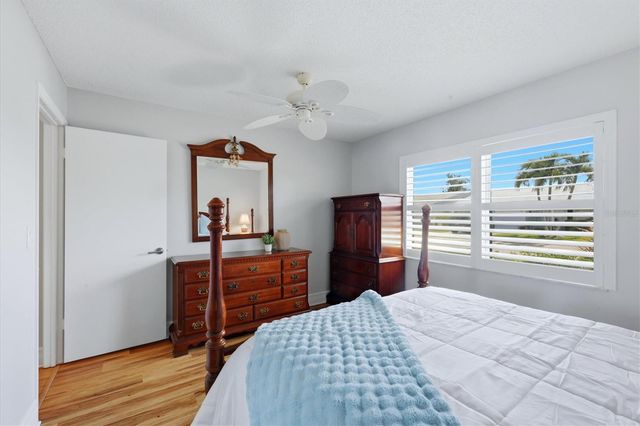 9304 41ST STREET N, Pinellas Park, FL 33782
