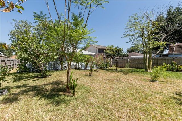 337 Roundup Circle, Edinburg, TX 78539
