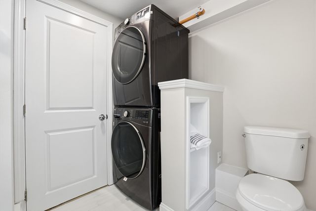 47 Newtonville Ave 3, Newton, MA 02458