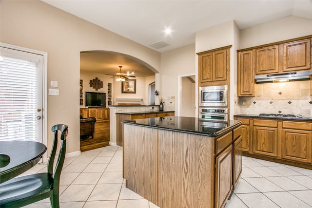 2509 Caprock Cove, Flower Mound, TX 75028