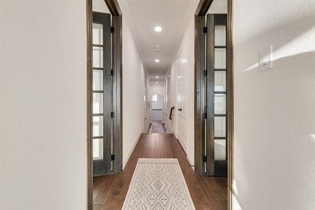 10013 Lakeside Drive, Fort Worth, TX 76179