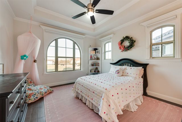 10013 Lakeside Drive, Fort Worth, TX 76179