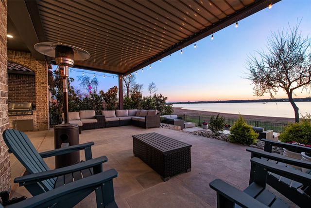 10013 Lakeside Drive, Fort Worth, TX 76179