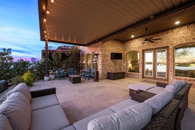 10013 Lakeside Drive, Fort Worth, TX 76179