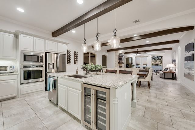 10013 Lakeside Drive, Fort Worth, TX 76179