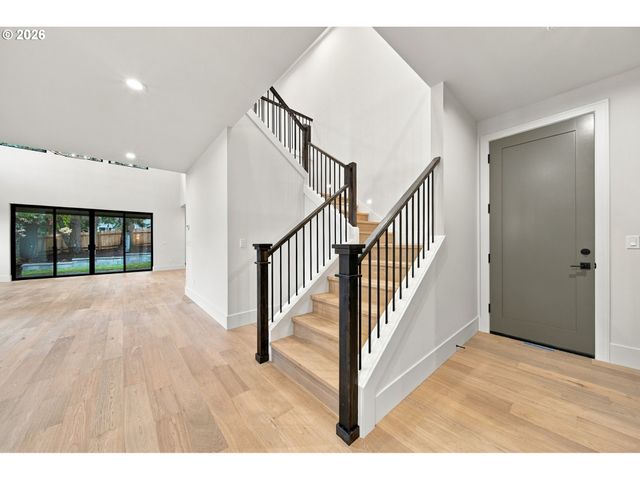 4012 Norfolk St, West Linn, OR 97068
