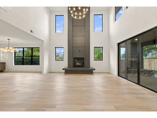 4012 Norfolk St, West Linn, OR 97068