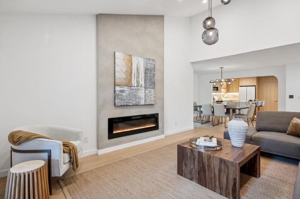142 Mission Drive, East Palo Alto, CA 94303