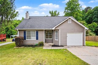 6221 Amberly Road, Rex, GA 30273