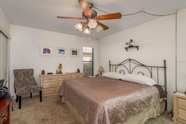 40 W ORANGE STREET 102, Tarpon Springs, FL 34689