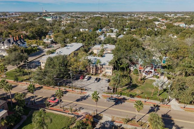 40 W ORANGE STREET 102, Tarpon Springs, FL 34689