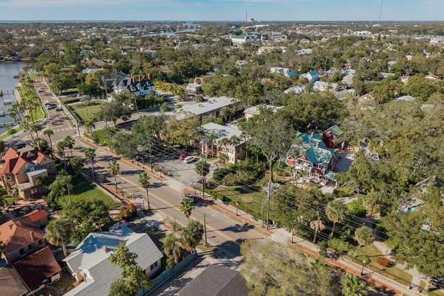 40 W ORANGE STREET 102, Tarpon Springs, FL 34689