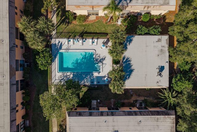 40 W ORANGE STREET 102, Tarpon Springs, FL 34689