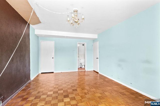 1 Horizon G2, Fort Lee, NJ 07024