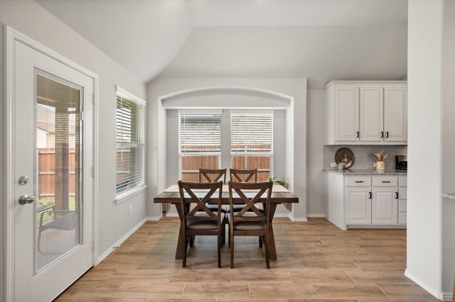 1320 Cedar Creek Lane, Crowley, TX 76036