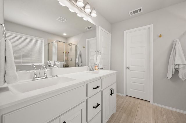 1320 Cedar Creek Lane, Crowley, TX 76036