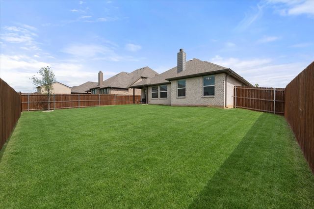1320 Cedar Creek Lane, Crowley, TX 76036
