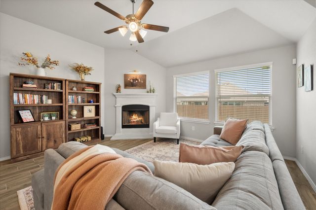1320 Cedar Creek Lane, Crowley, TX 76036