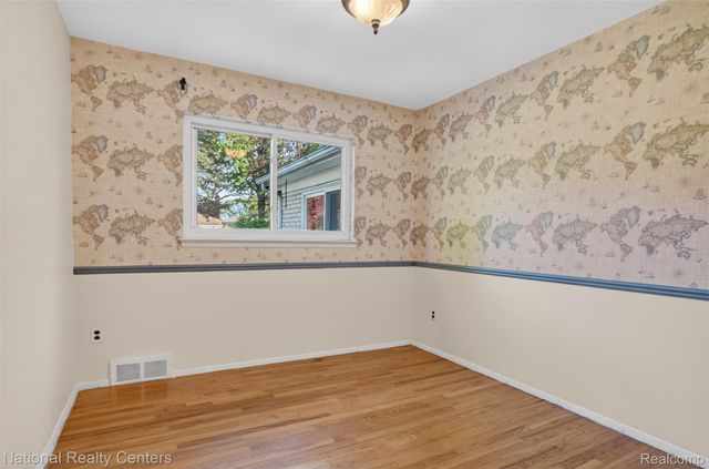 15420 Susanna Circle, Livonia, MI 48154