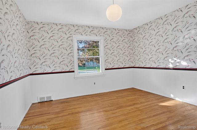15420 Susanna Circle, Livonia, MI 48154
