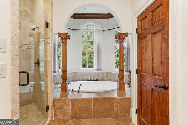 1170 Pine Ridge Road NE, Atlanta, GA 30324