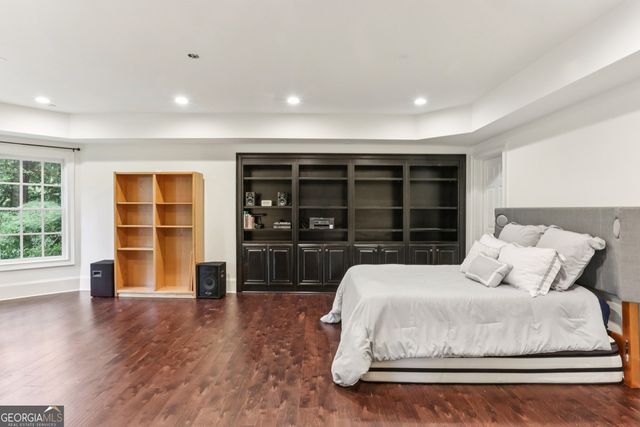 1170 Pine Ridge Road NE, Atlanta, GA 30324