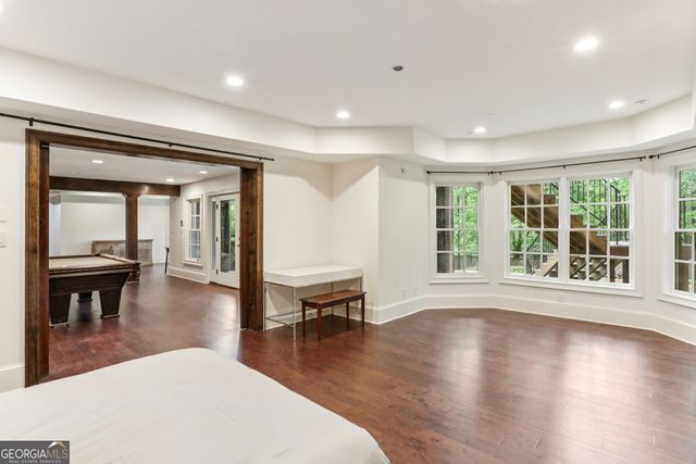 1170 Pine Ridge Road NE, Atlanta, GA 30324