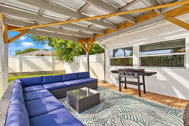 315 AZALEA ROAD, Venice, FL 34293