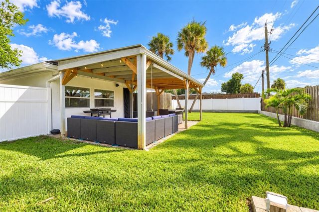 315 AZALEA ROAD, Venice, FL 34293
