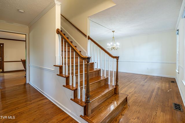 20010 Oakwood Drive, Abingdon, VA 24211