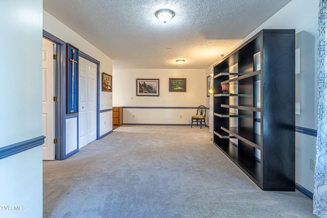 20010 Oakwood Drive, Abingdon, VA 24211