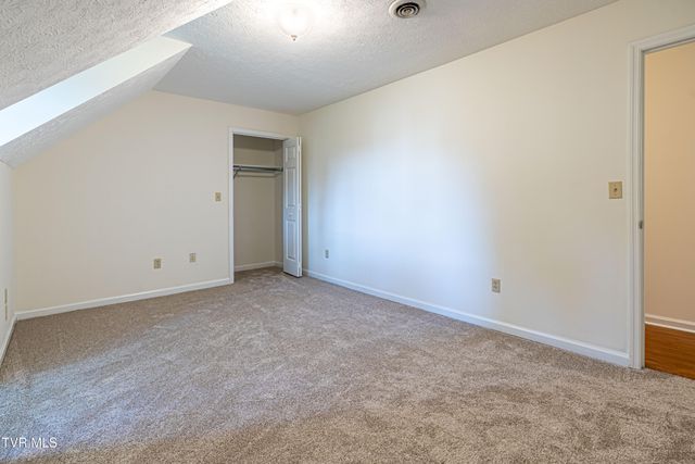 20010 Oakwood Drive, Abingdon, VA 24211