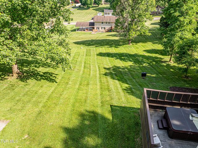 20010 Oakwood Drive, Abingdon, VA 24211