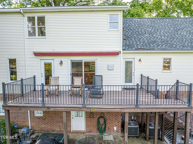 20010 Oakwood Drive, Abingdon, VA 24211