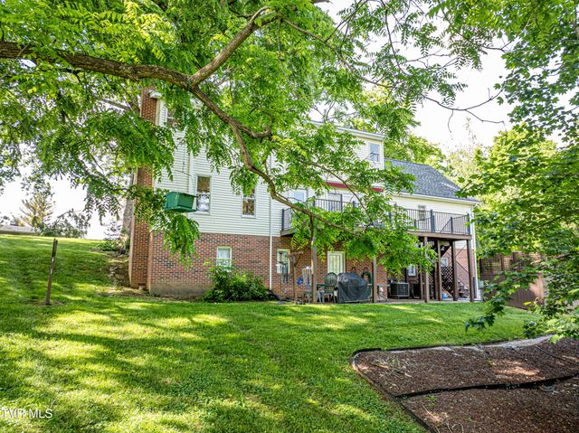20010 Oakwood Drive, Abingdon, VA 24211
