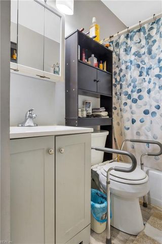 107 Fort Worth ST, Hampton, VA 23669