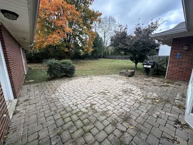 1123 Lipscomb Dr, Nashville, TN 37204