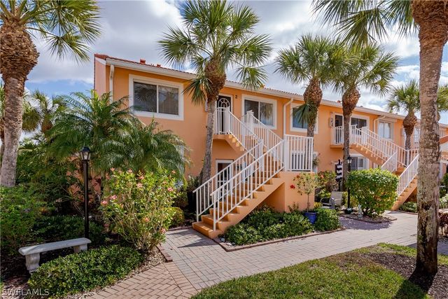 6760 Beach Resort DR 2, Naples, FL 34114