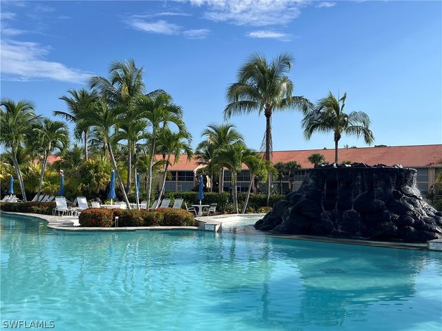 6760 Beach Resort DR 2, Naples, FL 34114