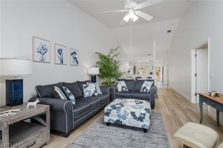 6760 Beach Resort DR 2, Naples, FL 34114