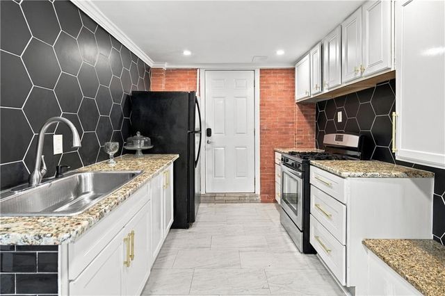 169 Herbert Drive SE, Marietta, GA 30067