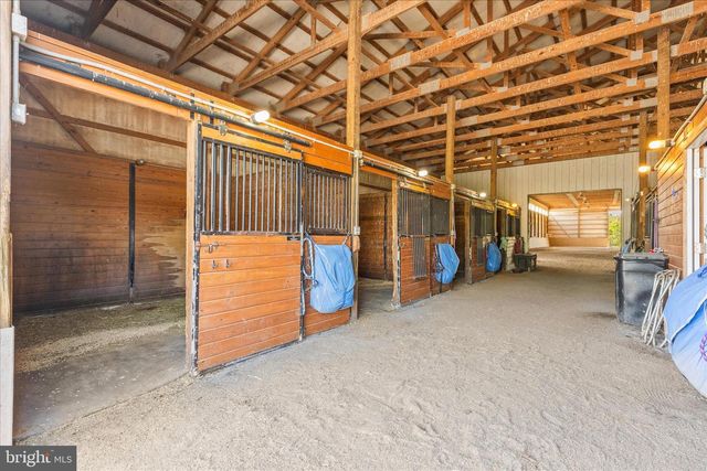20 RED BRIDGE RD, Gettysburg, PA 17325