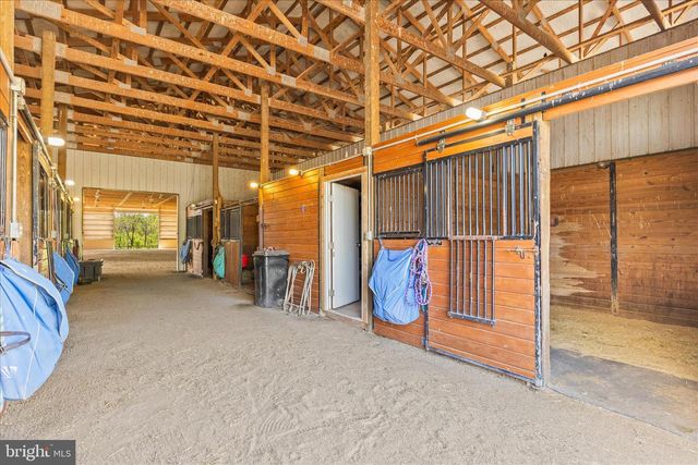 20 RED BRIDGE RD, Gettysburg, PA 17325