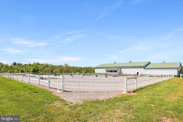 20 RED BRIDGE RD, Gettysburg, PA 17325