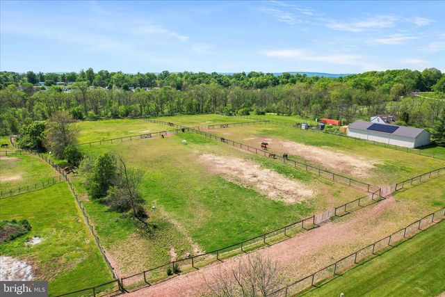 20 RED BRIDGE RD, Gettysburg, PA 17325