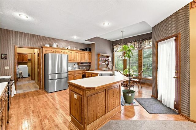 7907 NW 76th Terrace, Kansas City, MO 64152