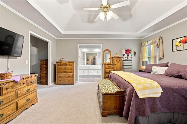 7907 NW 76th Terrace, Kansas City, MO 64152