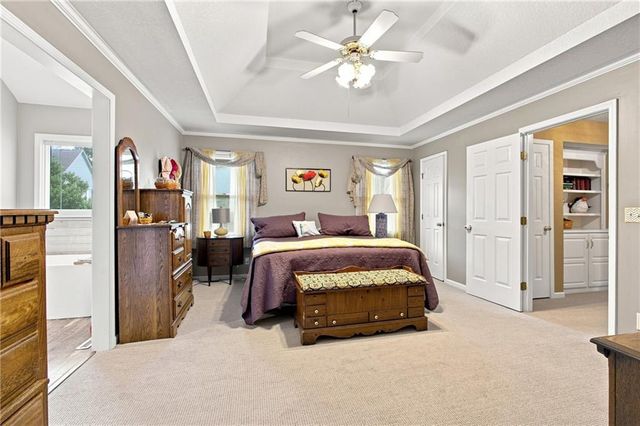 7907 NW 76th Terrace, Kansas City, MO 64152
