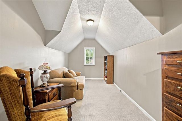7907 NW 76th Terrace, Kansas City, MO 64152